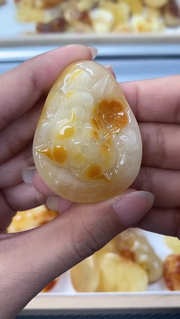 未镶嵌琥珀裸石天然琥珀蜜蜡