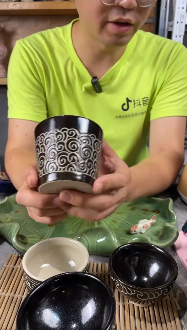 6号微瑕手刻祥云纹杯子磁州窑