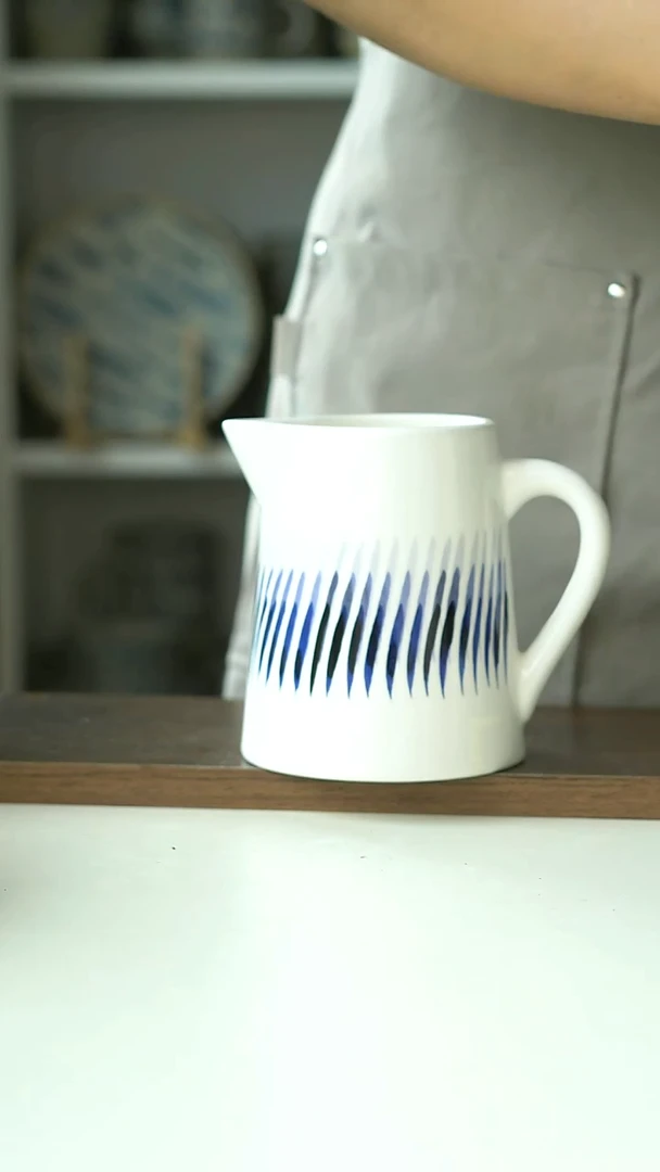 微瑕出英国MS蓝彩花壶12.5cm550ml@4-2@