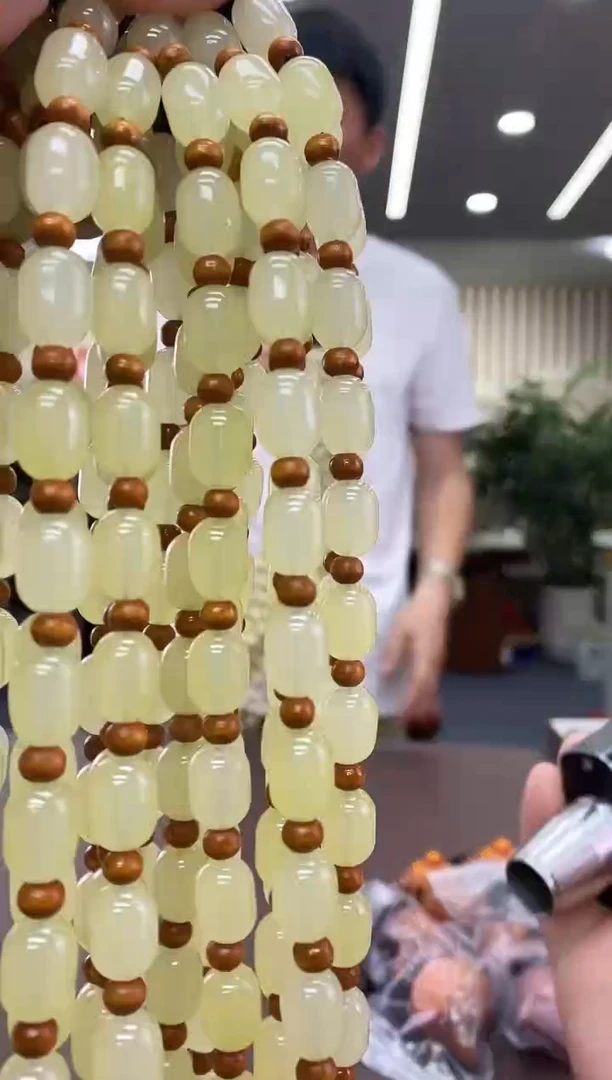 黄白项链多样式发货随机发一