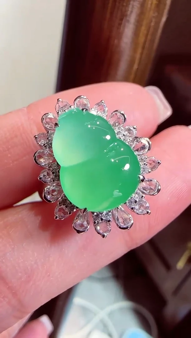 【闪购商品】翡翠戒指18K金镶嵌戒指