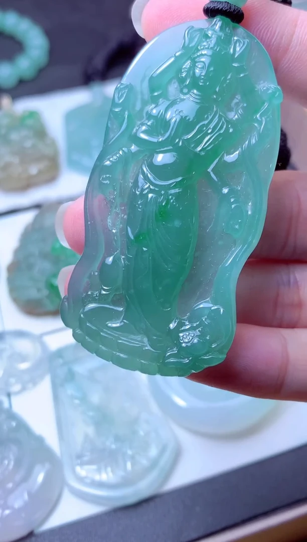 颈饰未镶嵌翡翠天然A货翡翠