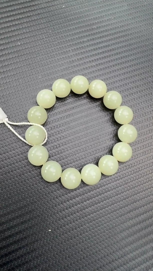 未镶嵌手串和田玉若羌微色差黄底高青白卡14手串(特细)