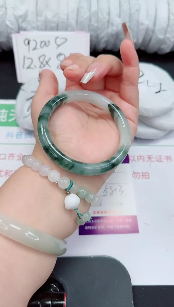 石英质玉手镯未镶嵌303-58/59