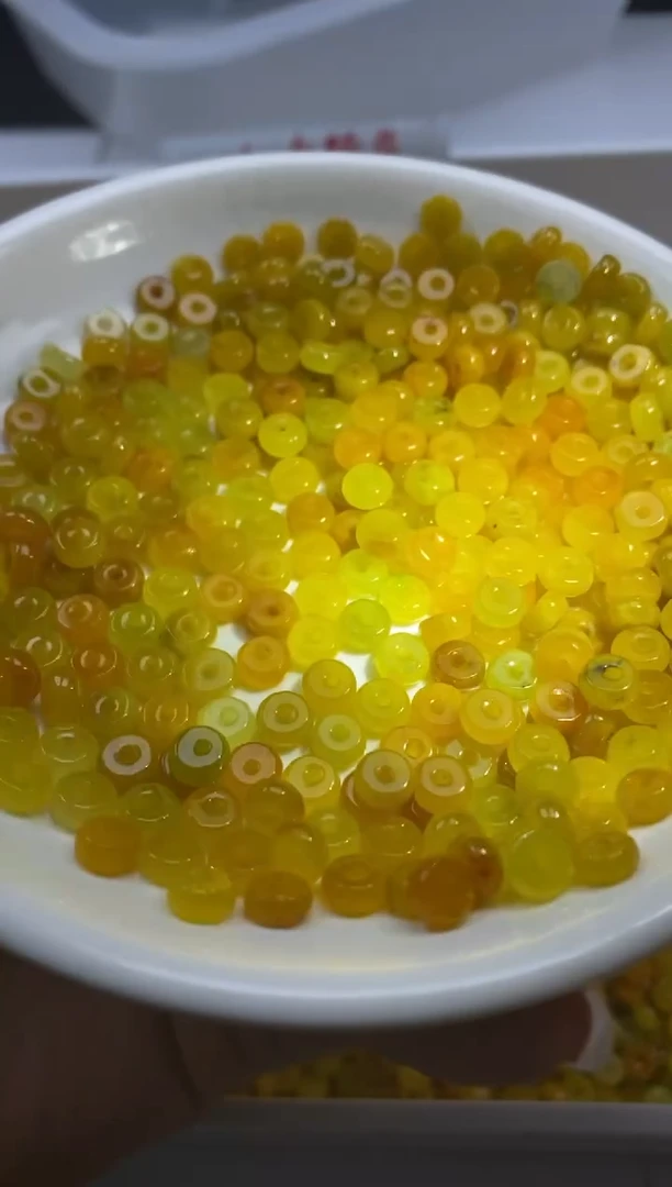 翡翠散珠w1491黄翡算盘6*3mm*30颗