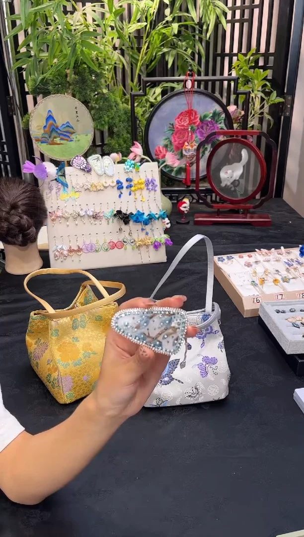 织绣(***)非遗苏绣手工饰品