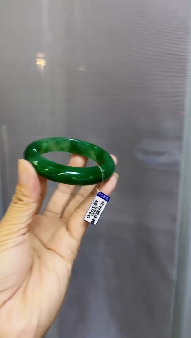 未镶嵌颈饰玛瑙/玉髓?手镯56