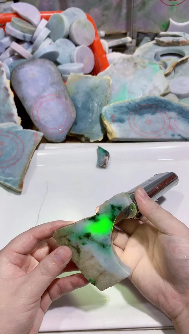 裸石翡翠0王0翡翠珠宝388