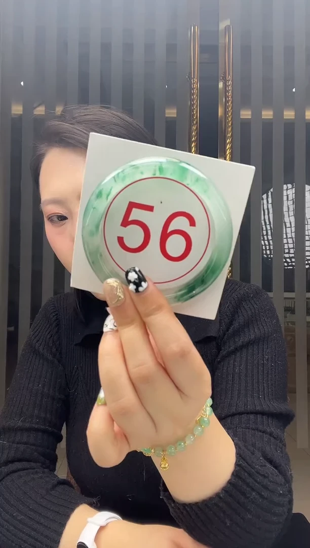 未镶嵌手镯石英质玉2