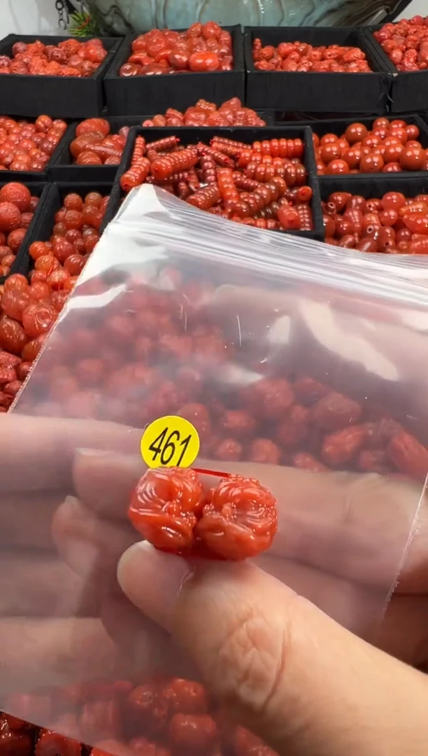 颈饰未镶嵌南红玛瑙1