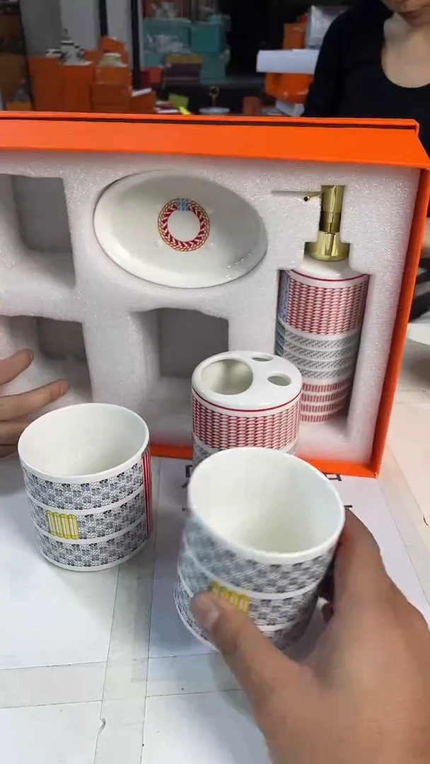 杯鸿辉家品牌瓷器，京东包邮！