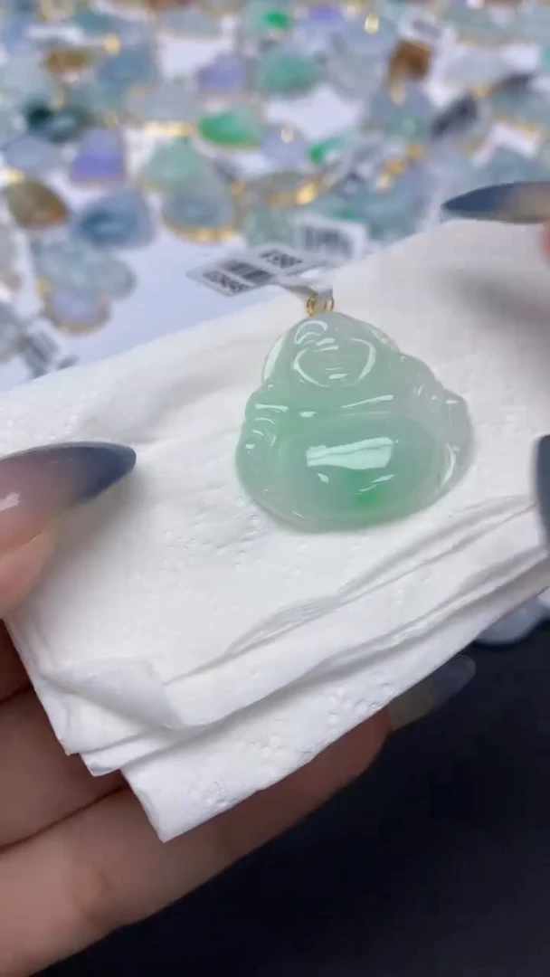 翡翠18K金镶嵌颈饰天然a货翡翠