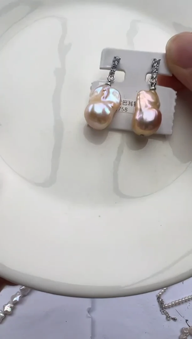 淡水珍珠未镶嵌颈饰1