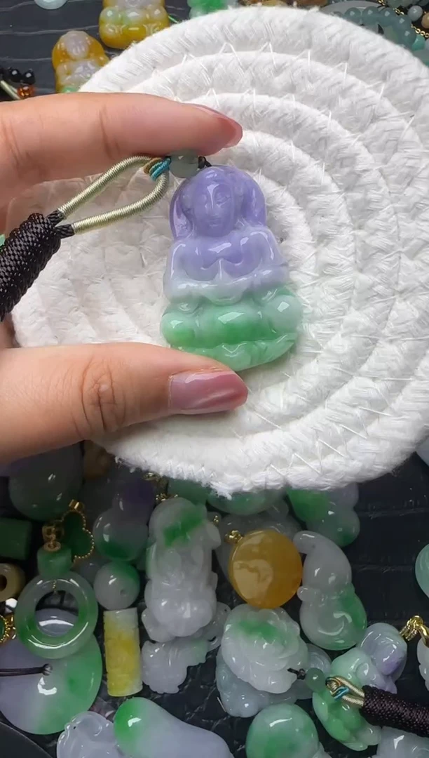 颈饰未镶嵌翡翠缅甸翡翠吊坠