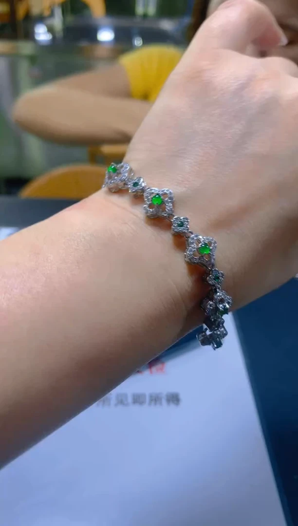 未镶嵌手链翡翠多样性发一