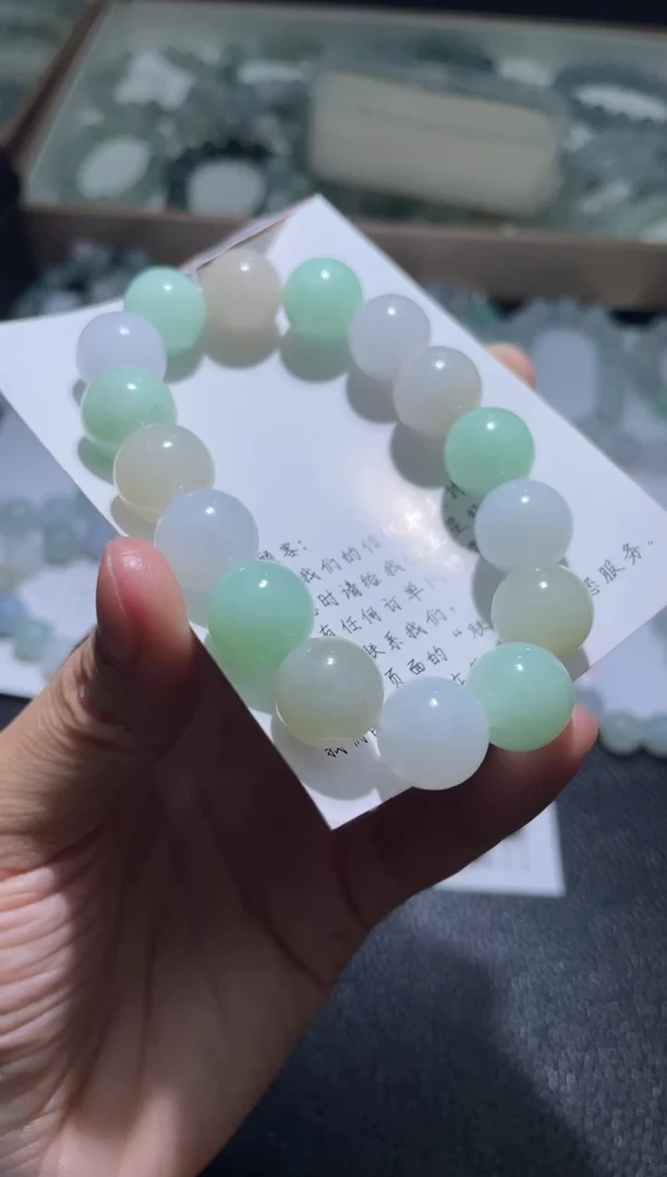 未镶嵌定制翡翠翡翠手串