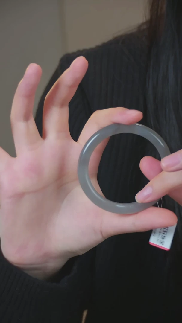 未镶嵌手镯和田玉53.4