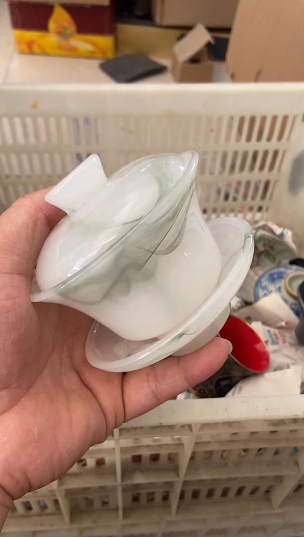 杯无运费险有瑕疵的摄影的产品有使用过的痕迹有点脏介意勿拍