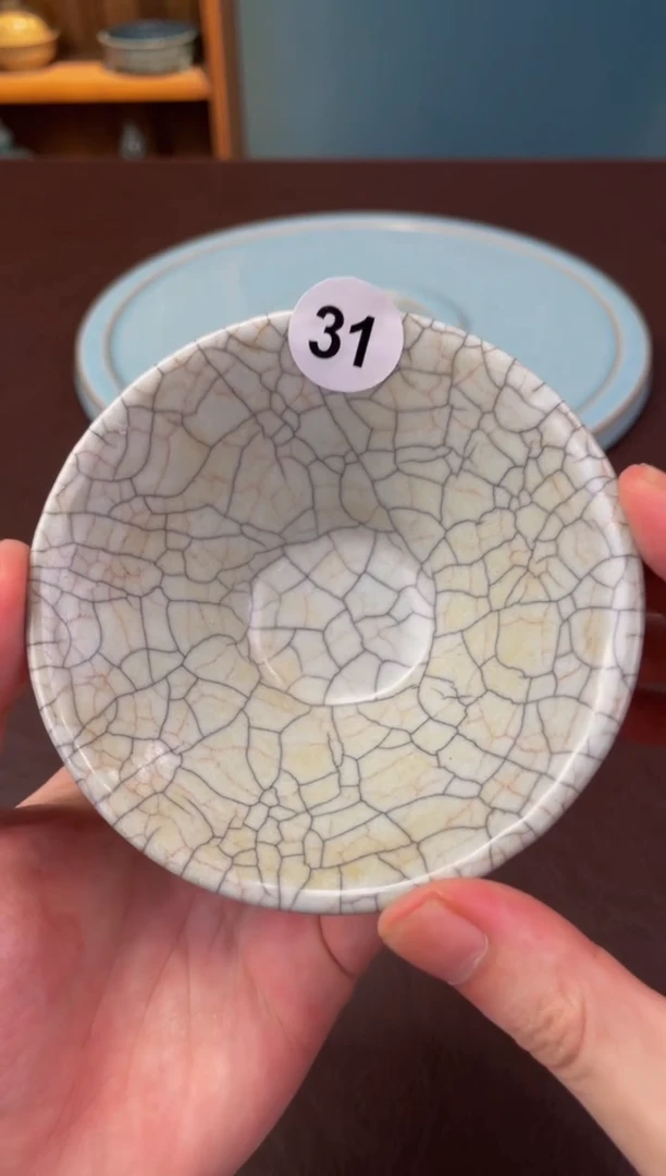 31龙泉窑青瓷传哥斗笠杯