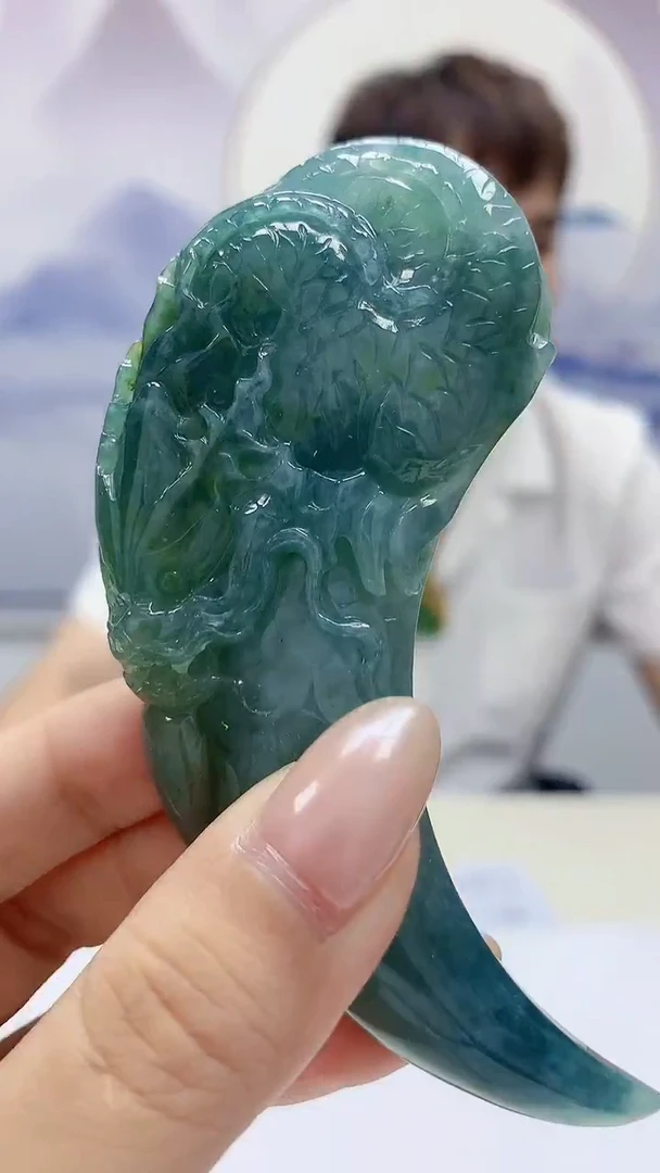 未镶嵌定制翡翠4868xx-毛货挂件28