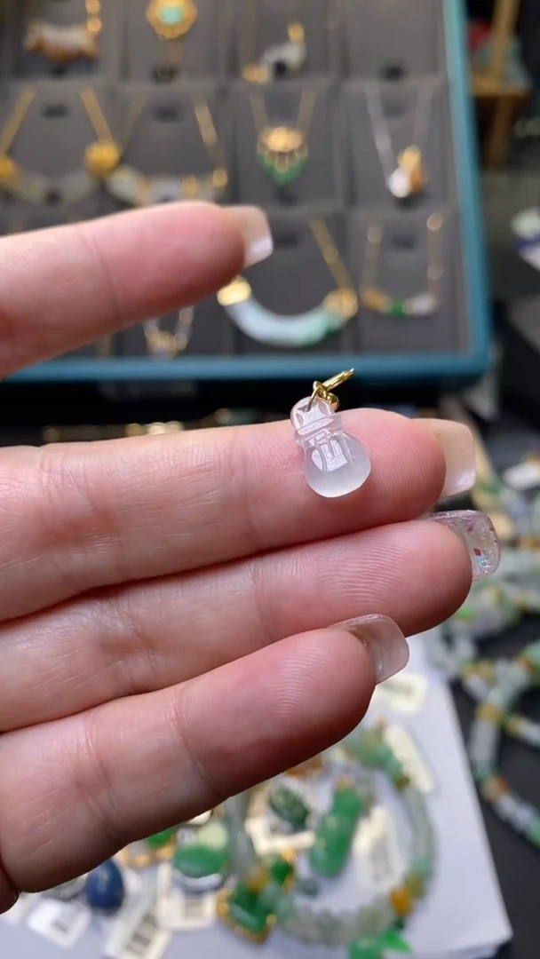 颈饰银S925镶嵌翡翠净货38017