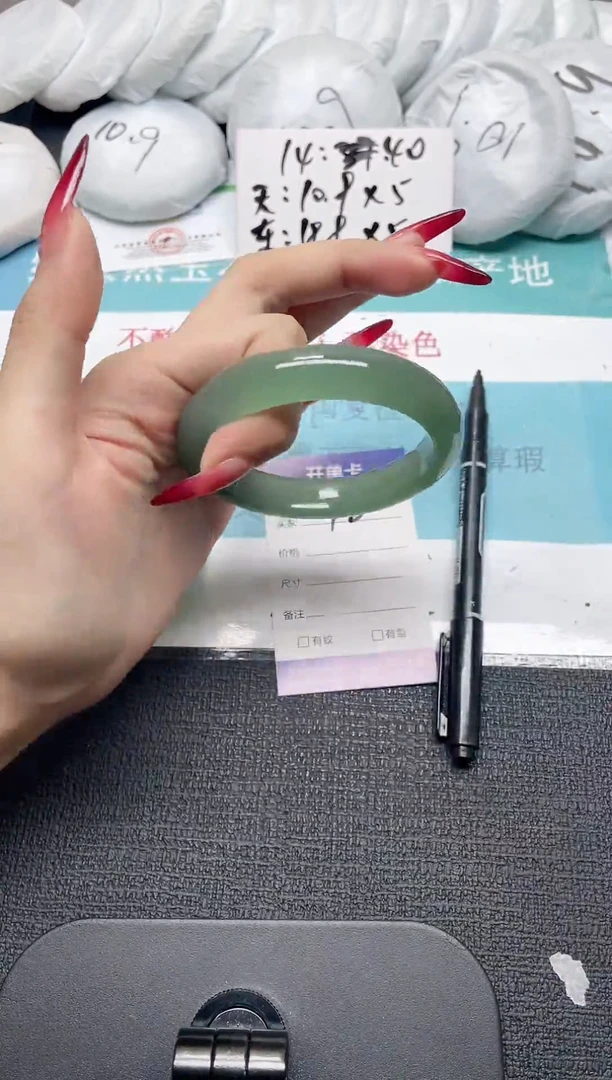 未镶嵌手镯石英质玉48-60