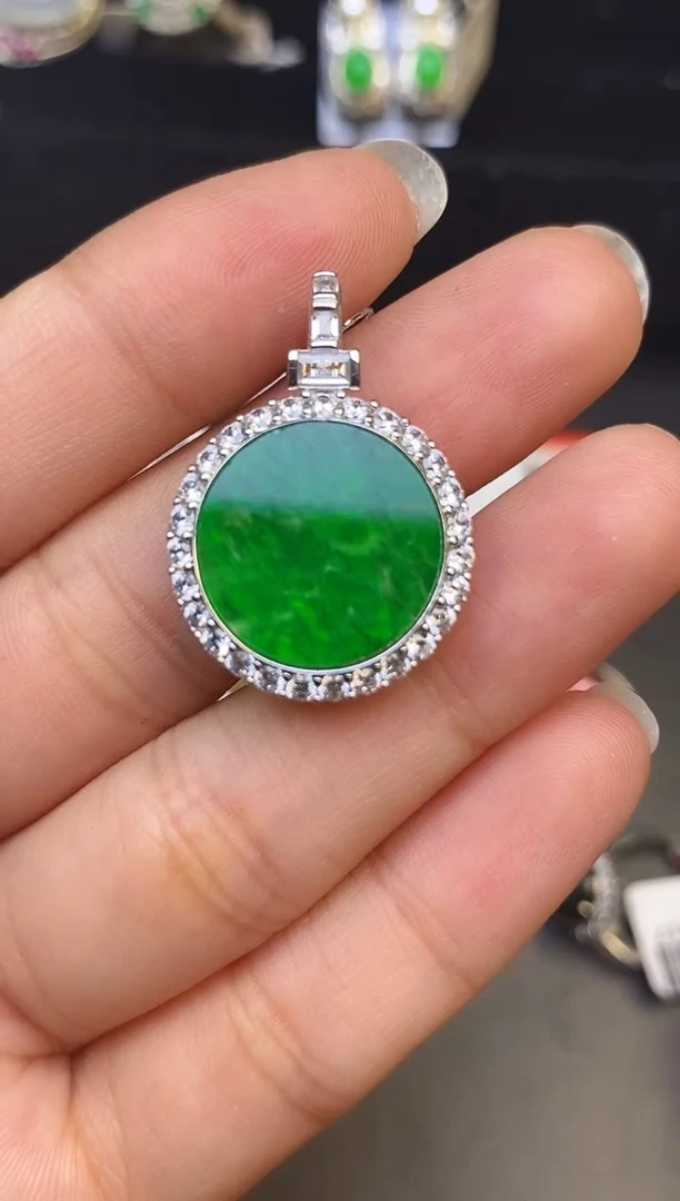 翡翠戒指银S925镶嵌百内无证书