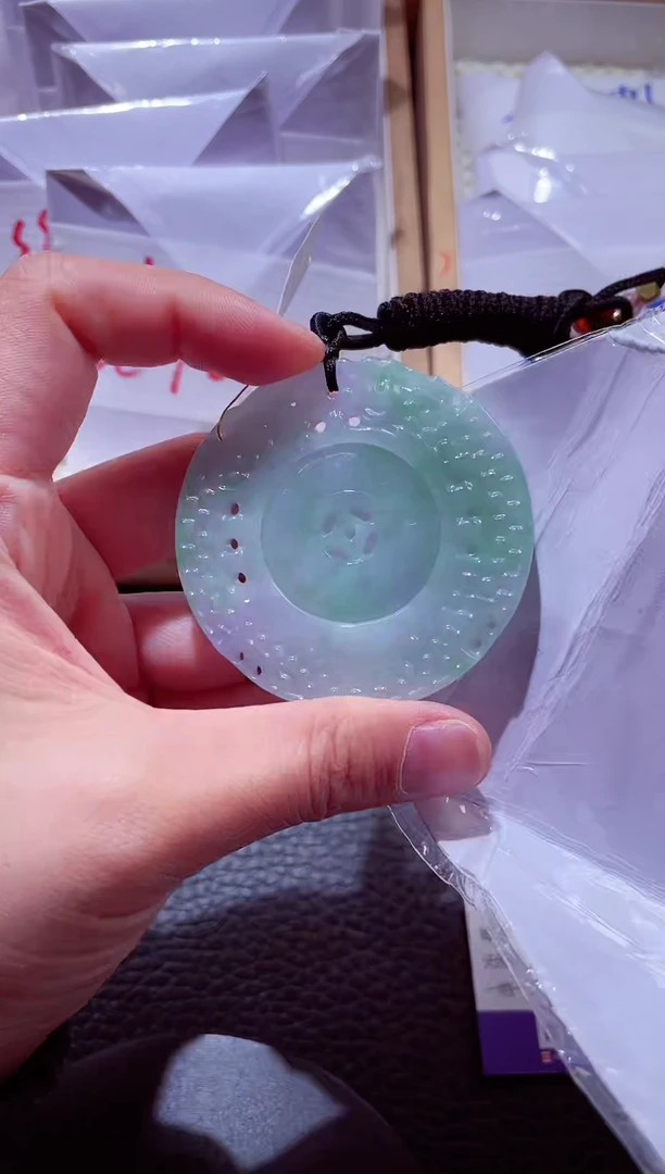 颈饰未镶嵌翡翠00008906