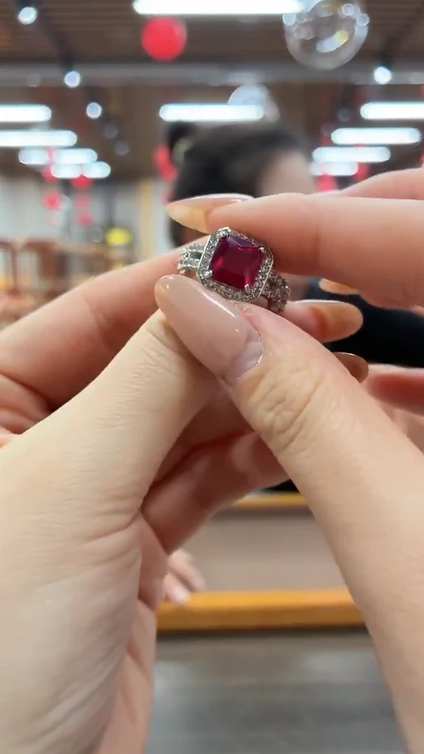 【慧慧甄选】高端轻奢手链多样性发货HF2890S