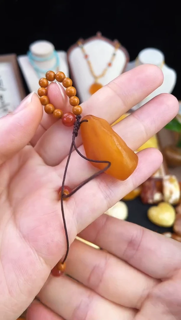 琥珀未镶嵌珠宝奇石柒月