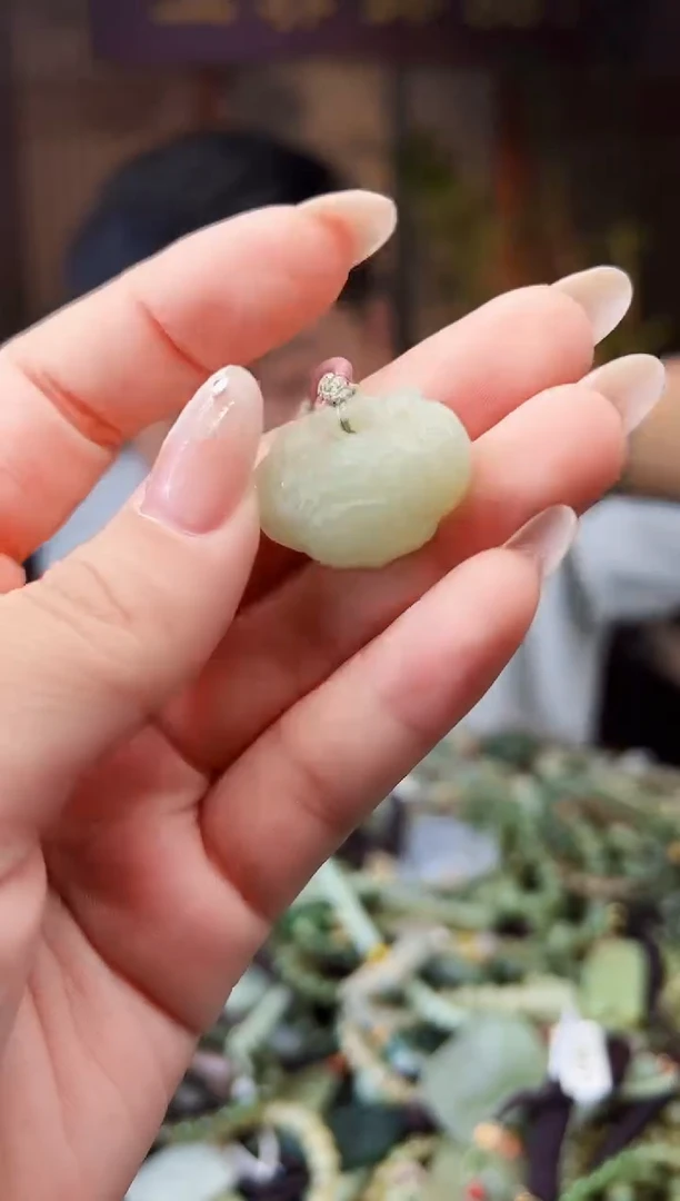 颈饰未镶嵌和田玉多样性发货拍一发一