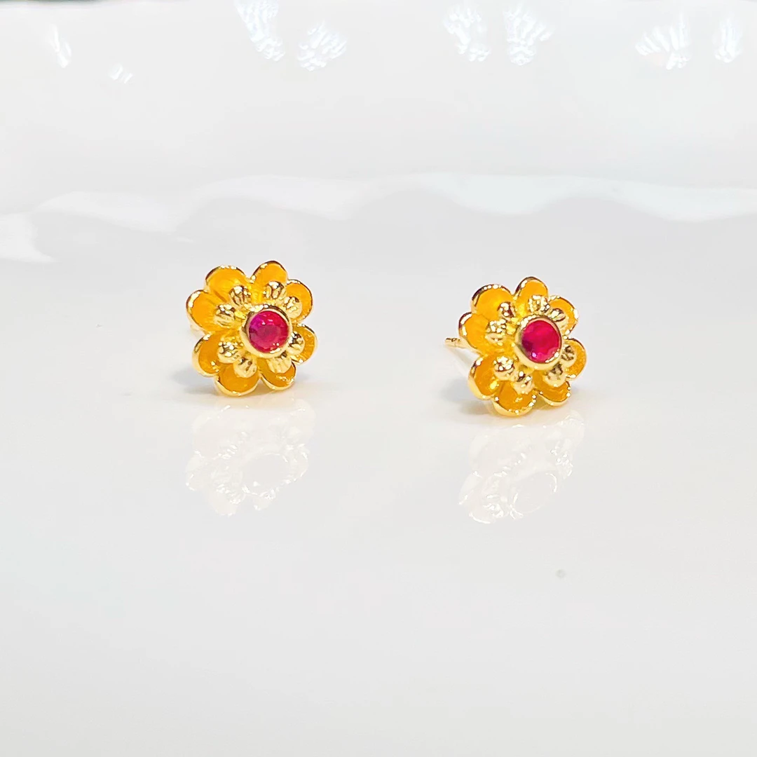 培育红宝石-中国好珍宝【130】玫瑰花红宝石设计耳钉一对【质检发货】