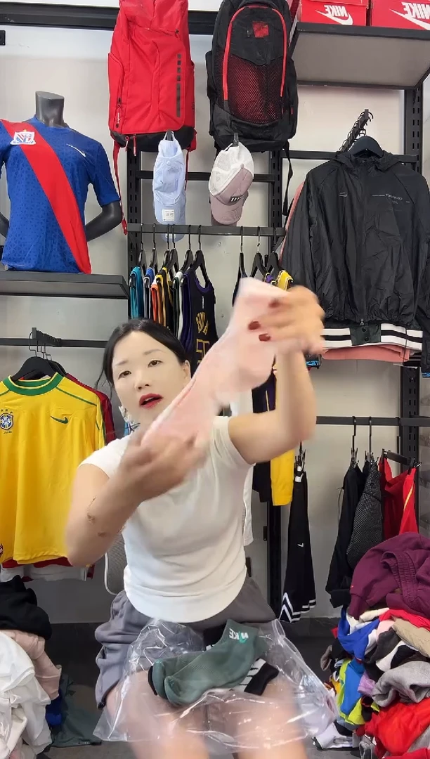 337编码 耐克卫衣服饰过款为准 尺码