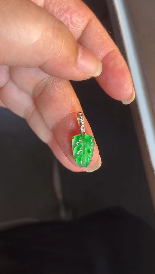 吊坠(不含链)银S925镶嵌翡翠1