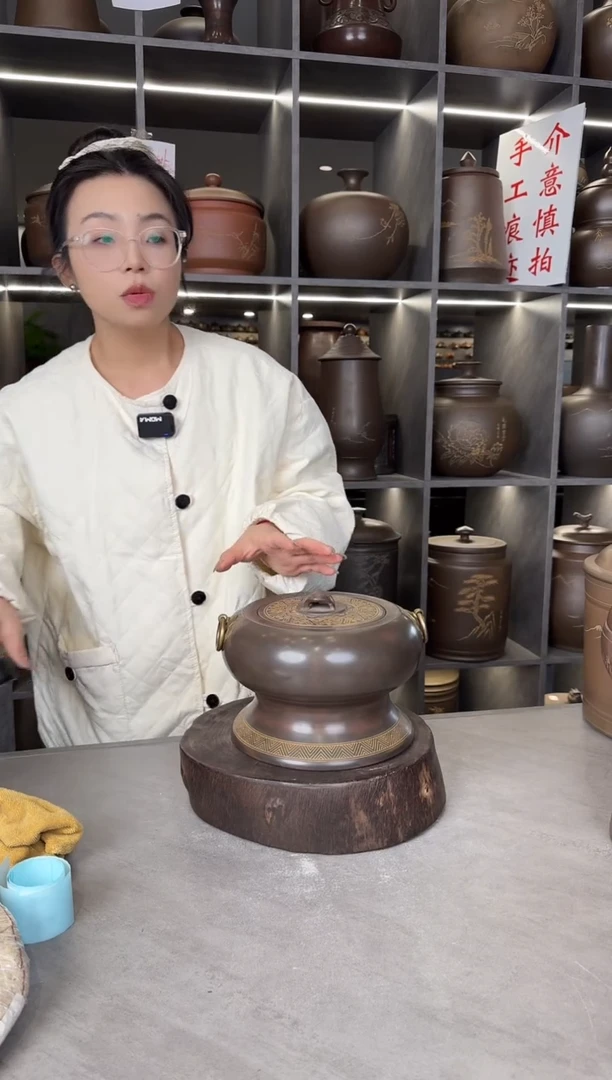 【闪购商品】罐本陶手作坭兴陶手工壮乡铜鼓罐1斤手工痕迹