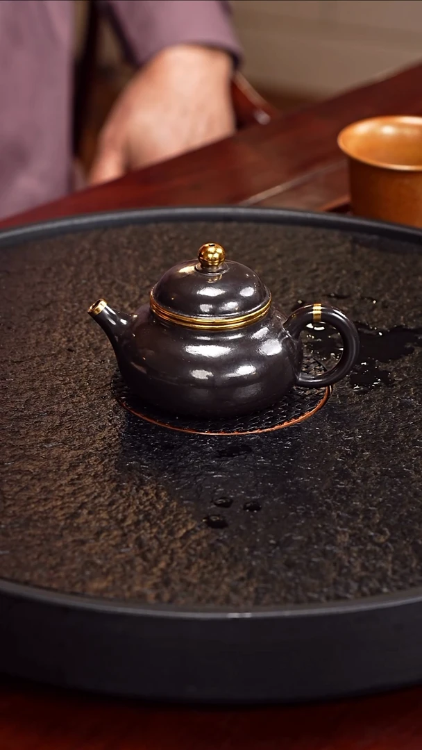 茶壶紫砂赵小俊 容天162  黑料 200毫升