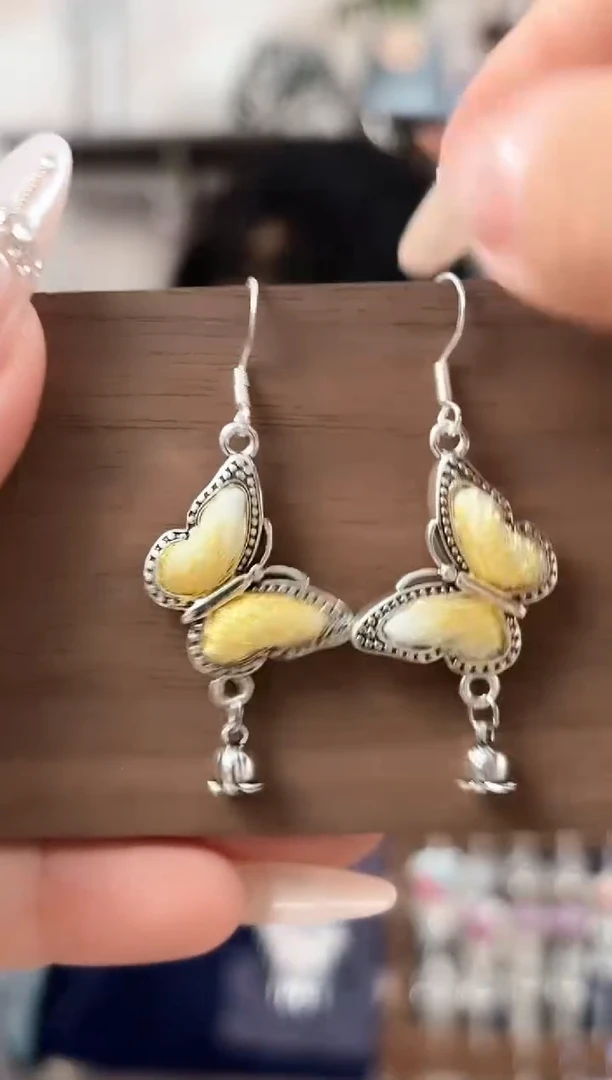 织绣民族风非遗老绣饰品299