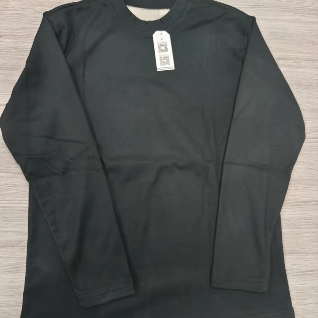 男装时尚长袖户外简约T恤素色简约风