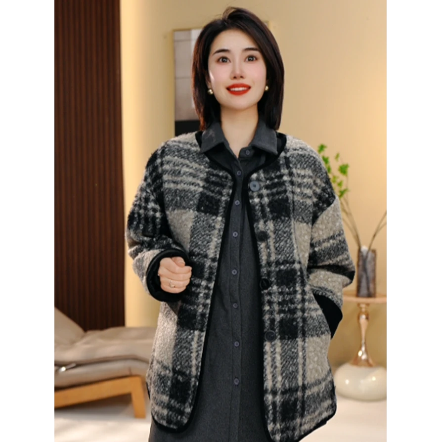 BEIJU 2025新款时尚百搭洋气宽松显瘦经典格纹保暖气质外套女4042