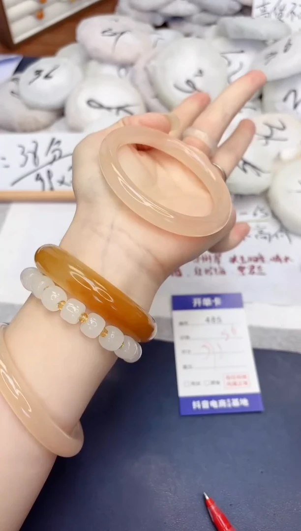 石英质玉手镯未镶嵌485-美人条藕粉-圈口57