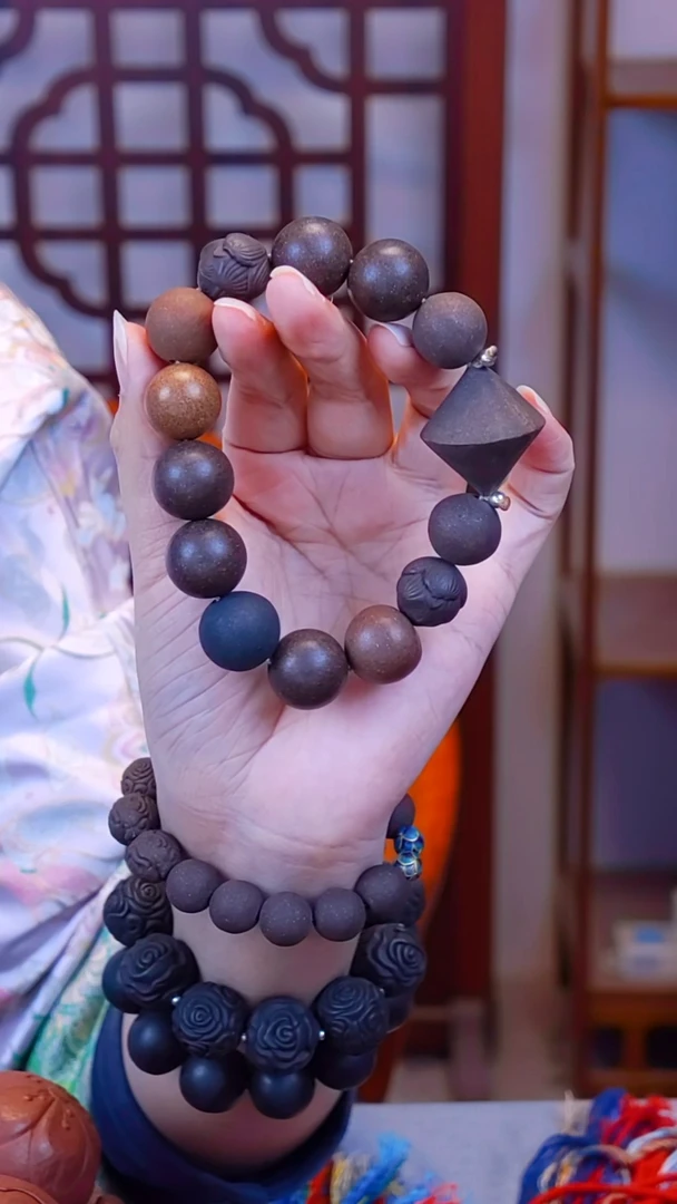 多宝 福利 瑕 手串