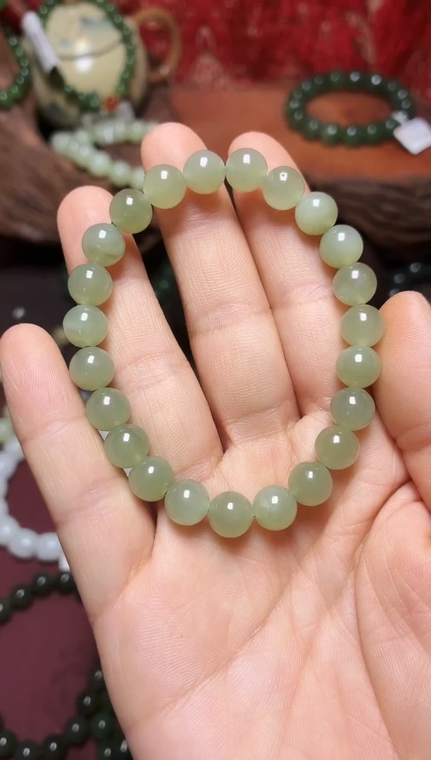 未镶嵌手链和田玉王***?8mm冰晴水