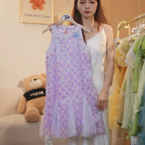 【可】6225女童夏季亮片美人鱼挂脖公主连衣裙25010074