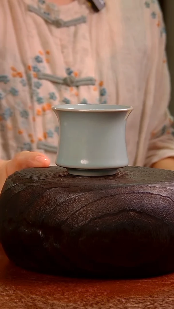 束腰杯 二级 杨