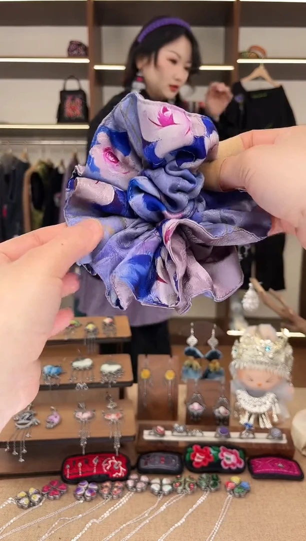 织绣A02黔东南苗族刺绣