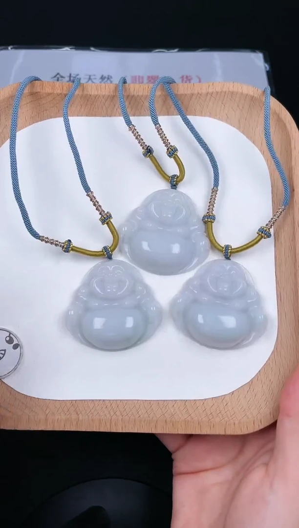 翡翠未镶嵌颈饰LA005翡翠细油大佛（多样性发其一）