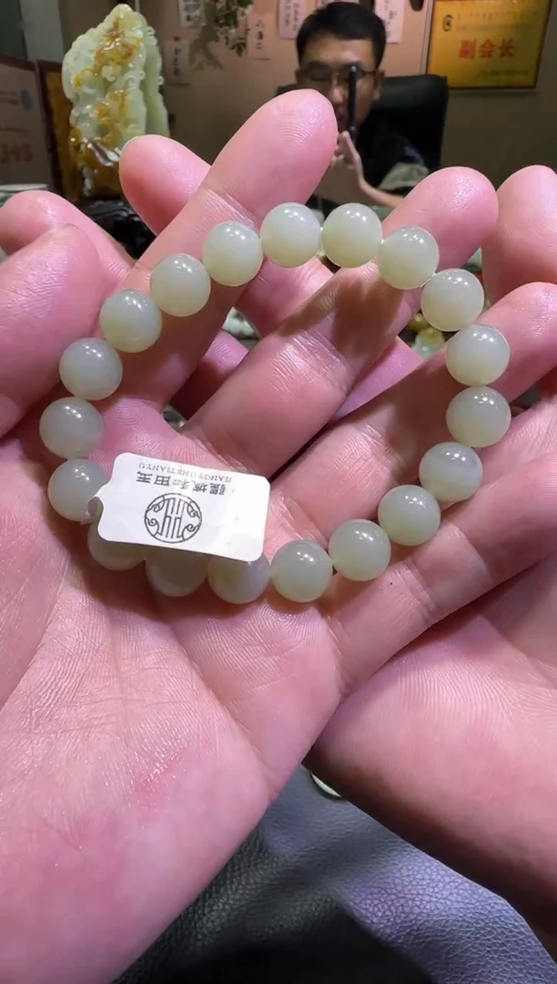 未镶嵌手串和田玉且末近况高清白手串（产地直发）