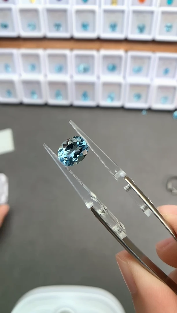 未镶嵌裸石定制海蓝宝石2.58ct 圣玛 01047