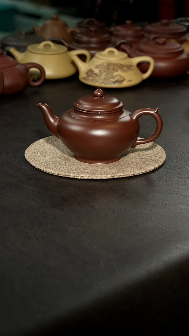 茶壶紫砂笑樱壶，老紫泥，汪达明全手工，320cc。