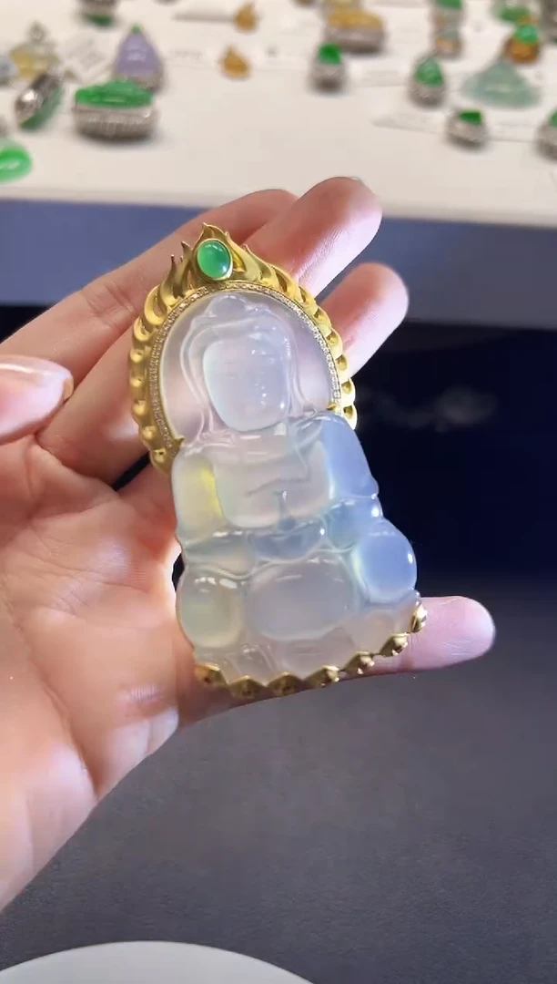 颈饰18K金镶嵌翡翠KHY1122-050